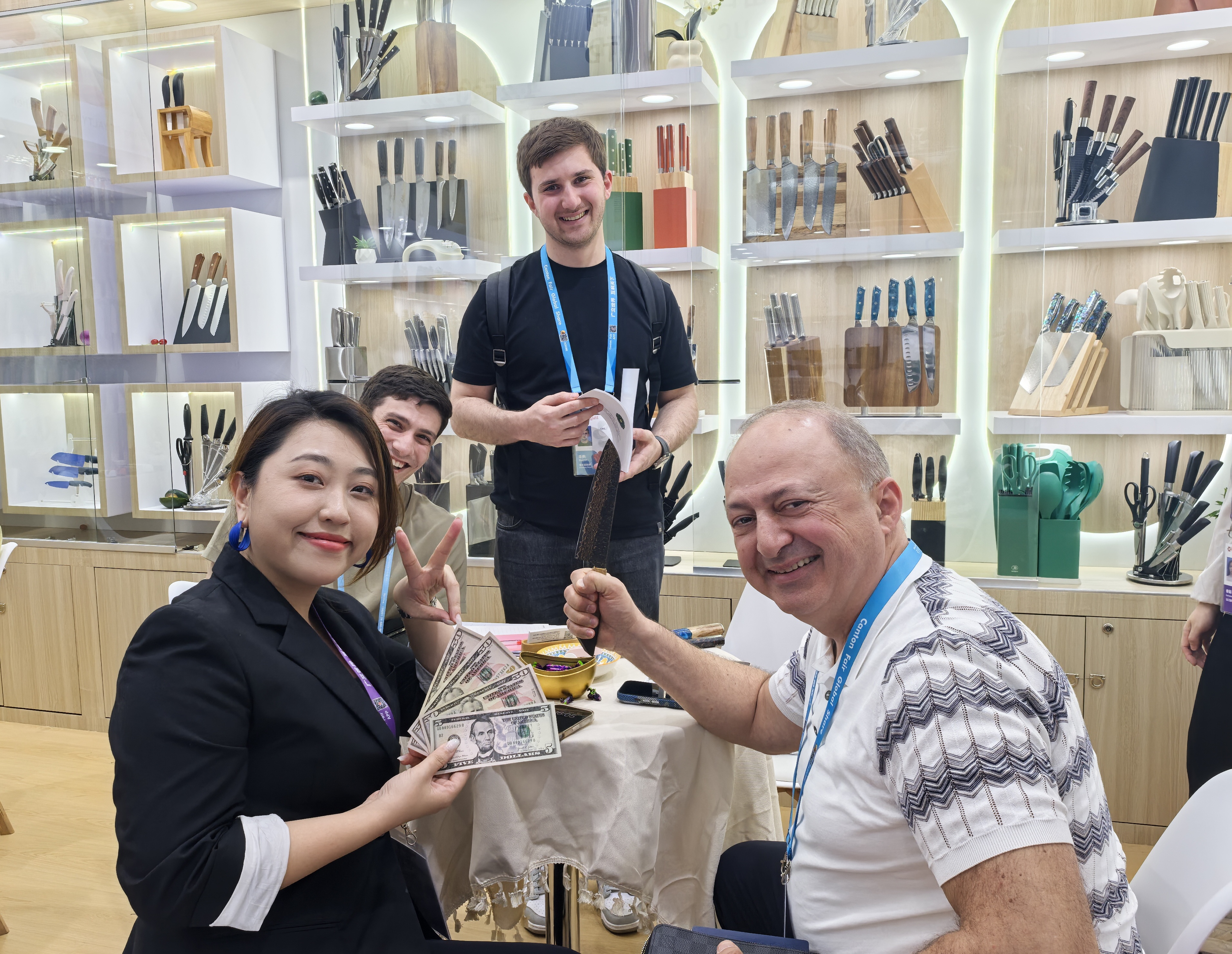 Hodie est dies Last Phase 2 in Canton Fair, Nos A Success result in Hoc Fair-Yangjiang Insight Coquina Cultrum